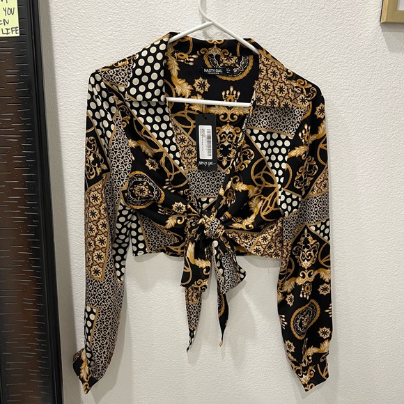 Nasty Gal Tops - Tie blouse